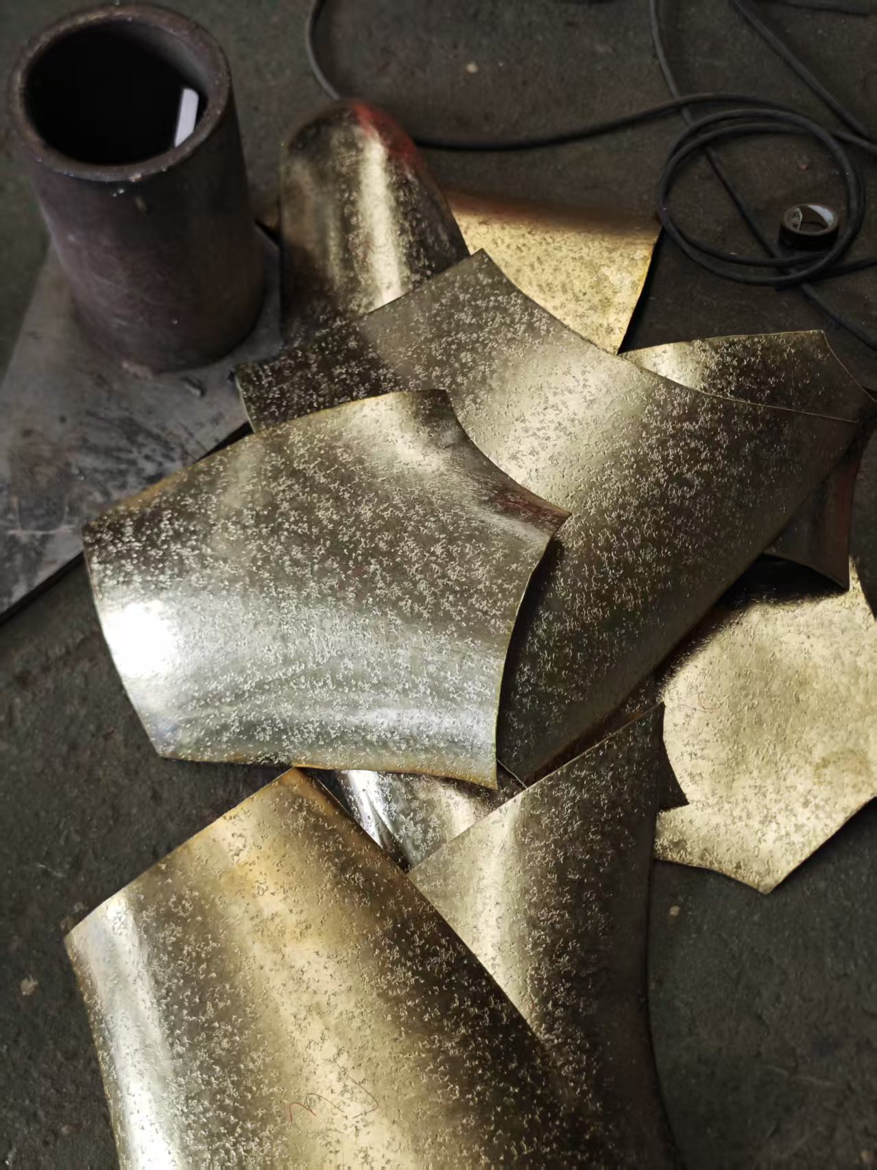 寰宇青铜肌理处理